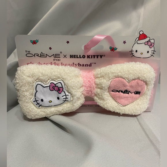 Hello Kitty Christmas 🥰🎄 - Picture 2 of 4
